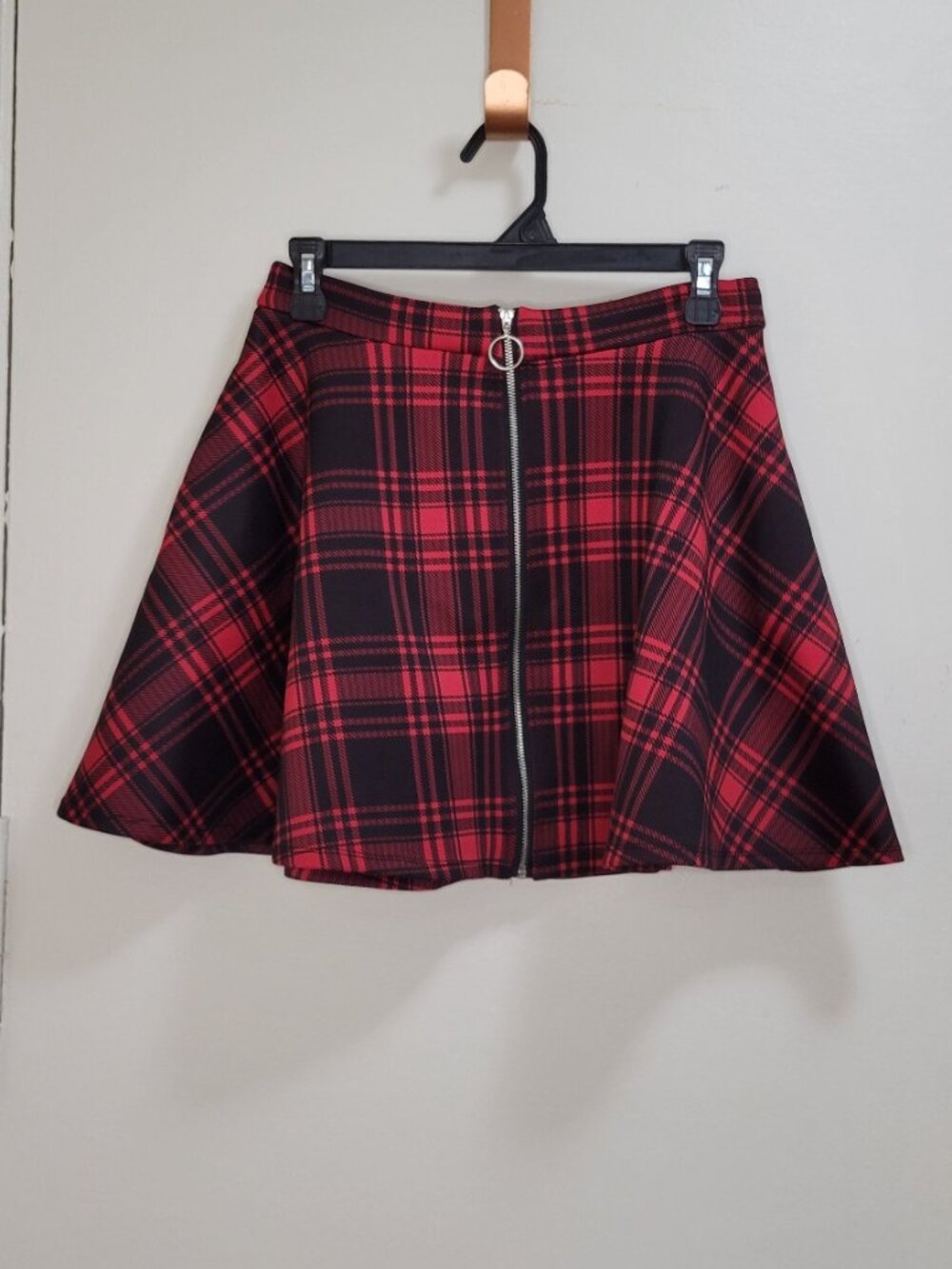 Hot Topic red and black Plaid Skirt
